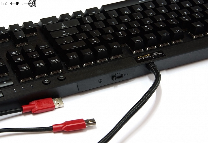 質感與外型兼具之CORSAIR電競鍵盤 - K70 RGB紅茶雙軸分享