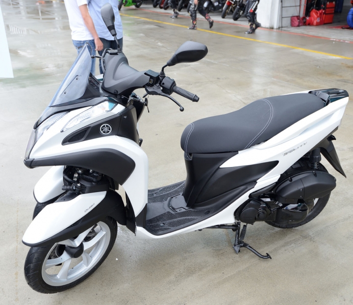 YAMAHA TRICITY 125 靜態外觀照