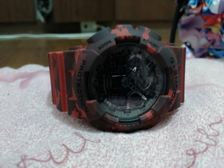 請問G-Shock ga-100cm紅色的真假