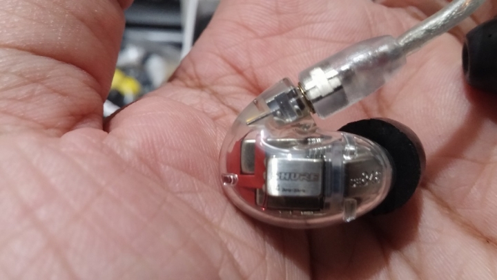 [簡單開箱] Shure SE846
