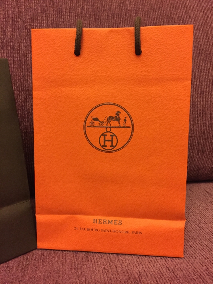 (簡單開箱)生日禮物 HERMES+BV