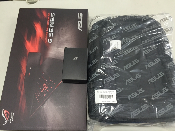 ASUS電競系列筆電17.3吋 G771JW 開箱分享