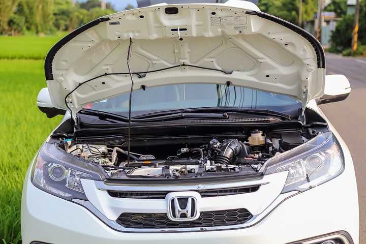 【簡單開箱】2015 HONDA CR-V 2.4VTi-S 開箱_新增1000km保養及油耗分享