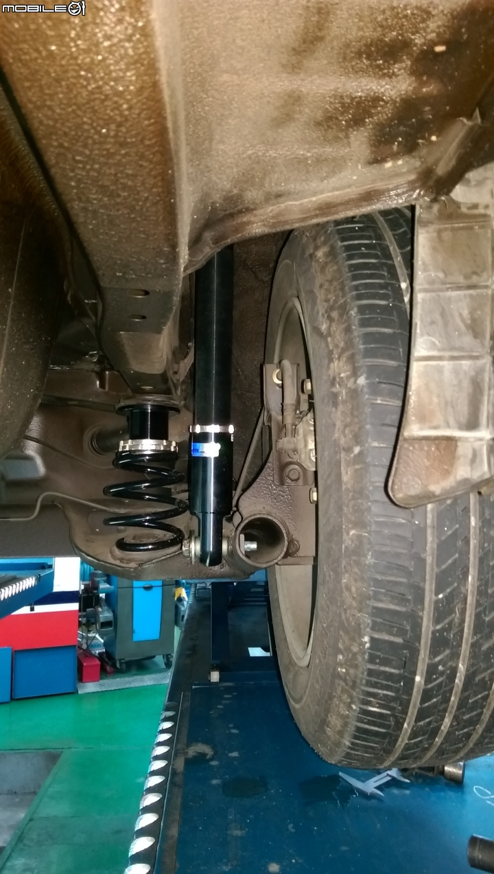 [分享] Nissan Super Sentra 改裝BC避震器 型式:BR TYPE (RS series) 不專業開箱