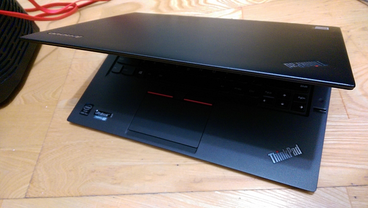 午後小確幸Lenovo X1C開箱~