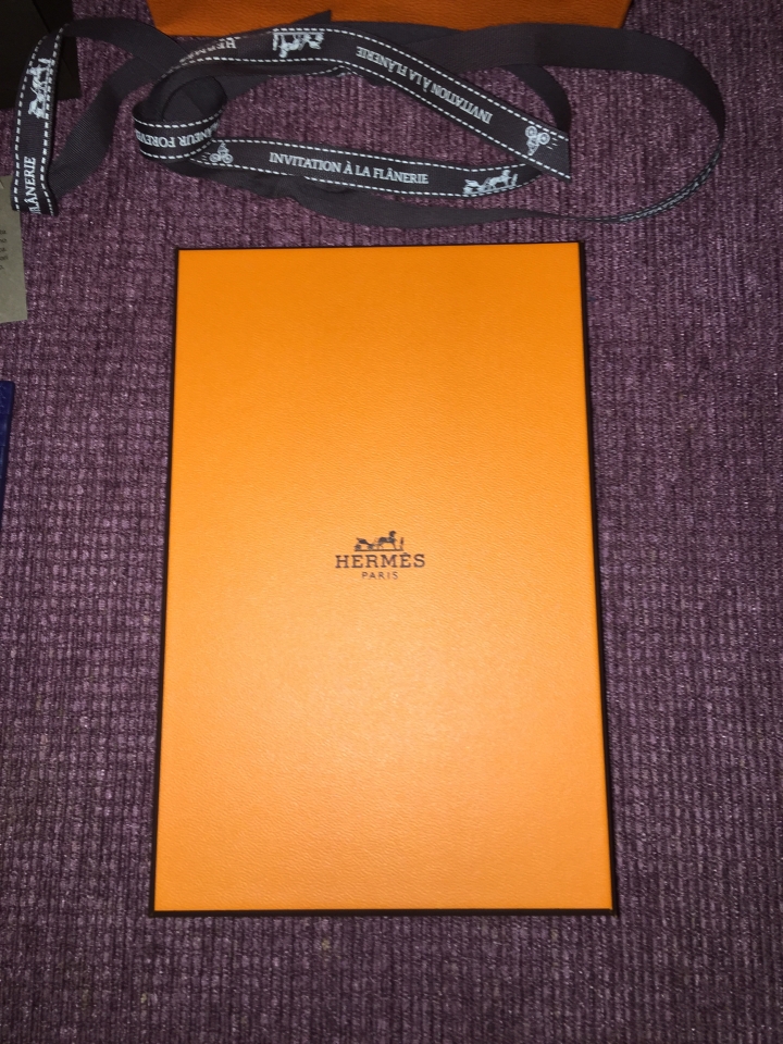 (簡單開箱)生日禮物 HERMES+BV