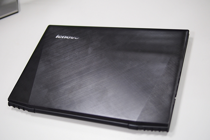 Lenovo聯想Y50-70筆電開箱加大亂鬥