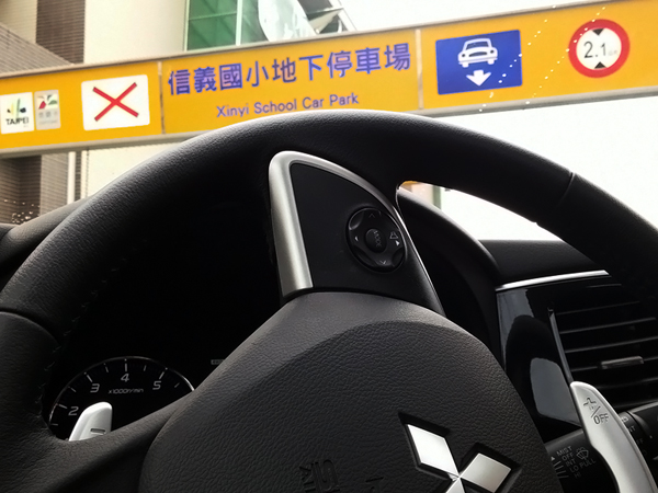 居然在三菱汽車營業所遇到憲哥【 OUTLANDER 兩天一夜體驗行 】