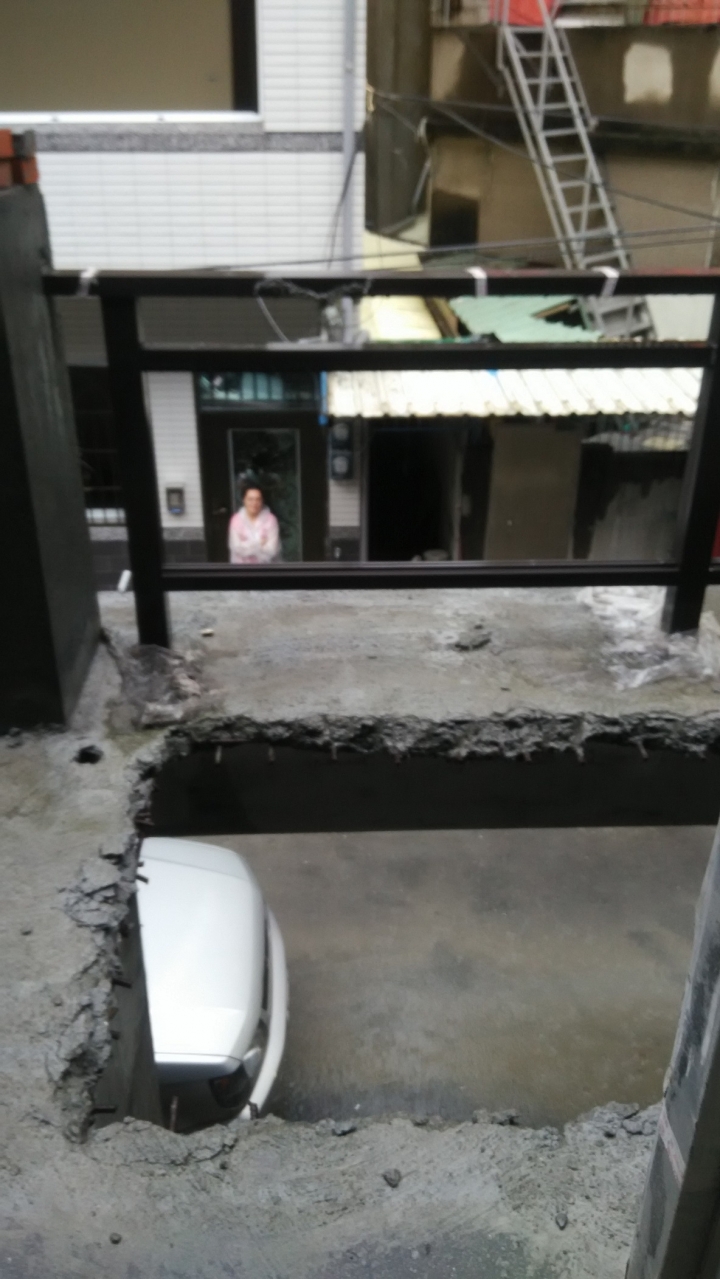 想接手一間40年透天厝，屋主已拆除大部份，想請教我接手後改成
