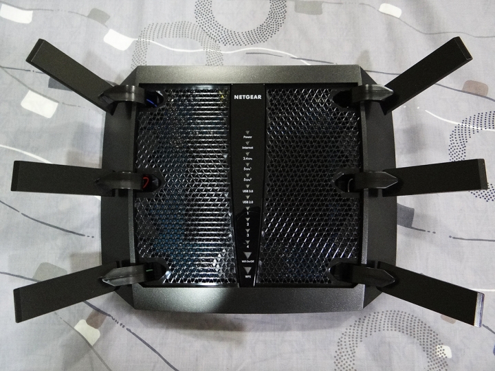 [music] NETGEAR Nighthawk X6 R8000 開箱