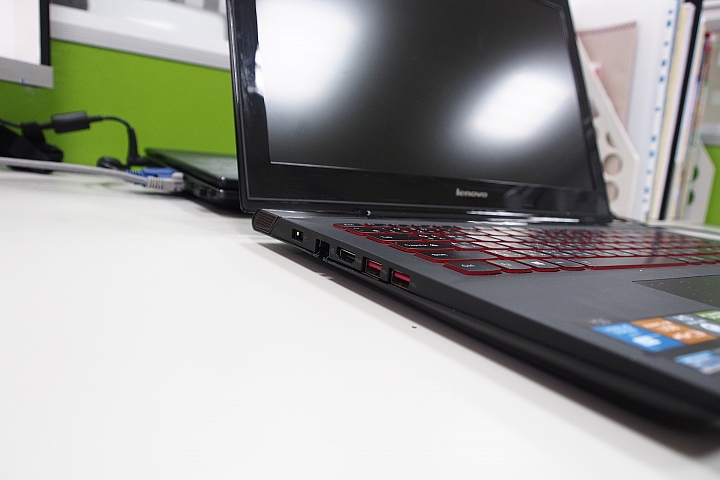 Lenovo聯想Y50-70筆電開箱加大亂鬥