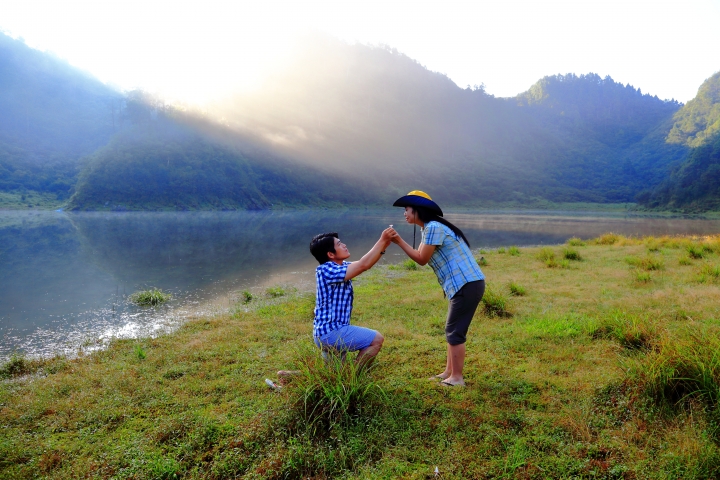 2014高山湖泊海灘婚紗之旅(5/14新增拍攝幕後花絮)