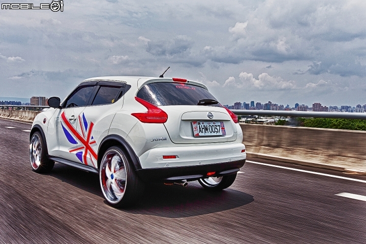 我的NISSAN JUKE 台74潭子段動態追焦-照片分享
