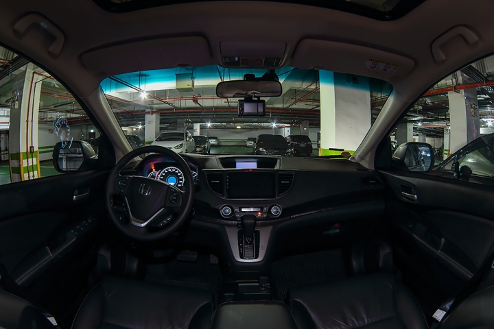 【簡單開箱】2015 HONDA CR-V 2.4VTi-S 開箱_新增1000km保養及油耗分享