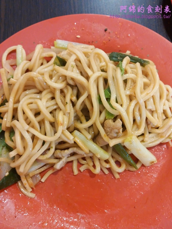 桃園市桃園區 [宇都宮餃子] 爆紅!!九層塔豚燒餃子