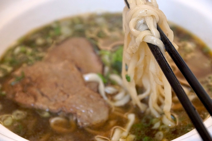 [南區] 吳媽媽牛肉麵
