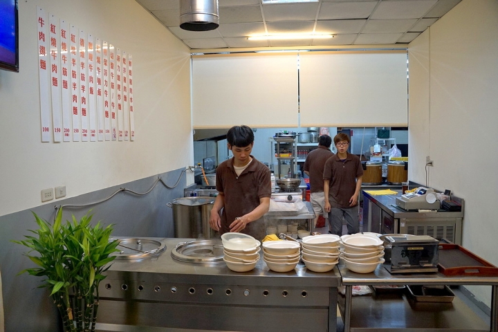 [南區] 吳媽媽牛肉麵