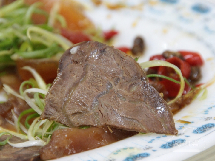 [善化] 香夫子牛肉麵~原汁原湯就是美味