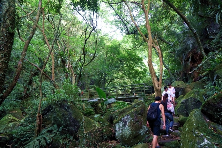 ▌新北石門‧旅遊景點 ▌台北近郊的熱門消暑勝地【青山瀑布】