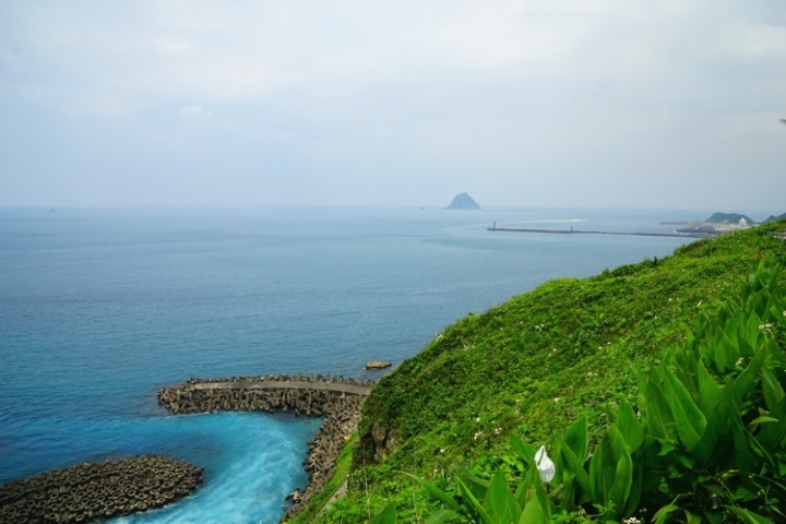 ▌基隆中山‧旅遊景點 ▌綠草如茵、海天遼闊【白米甕炮台】