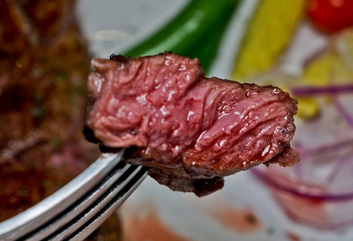新北 永和 原塊牛肉的 安格獅原烤牛排