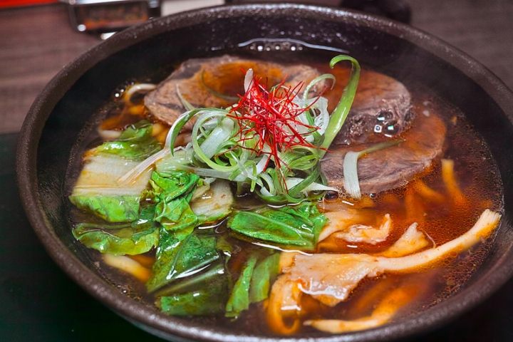 台北 信義安和站 貓侍 江戶製麵所 吃牛肉烏龍麵