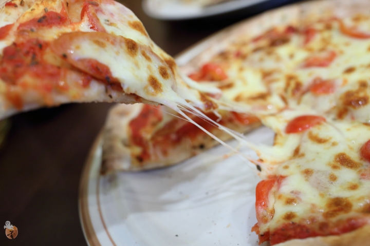 [新北]新莊平價的紅鬍子手工窯烤披薩Pizza  by蛋拔