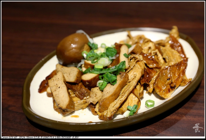 [台北]淡水黑殿飯店(排骨飯)  by蛋拔