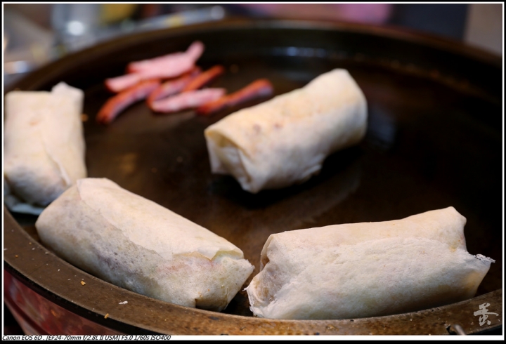 [台南]矮仔成蝦仁飯、旗哥牛肉湯、新市夜市  by蛋拔