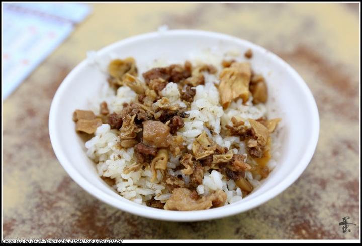 [台南]矮仔成蝦仁飯、旗哥牛肉湯、新市夜市  by蛋拔