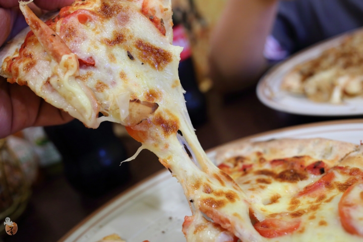 [新北]新莊平價的紅鬍子手工窯烤披薩Pizza  by蛋拔