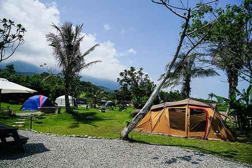 [臺東] 享受沙灘旁的露營地、小木屋民宿，悠哉在海邊渡假，浪花蟹營地