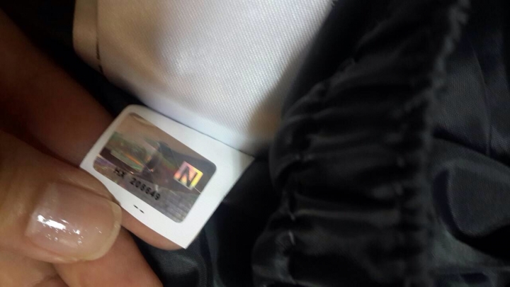 這件the north face 外套 真假