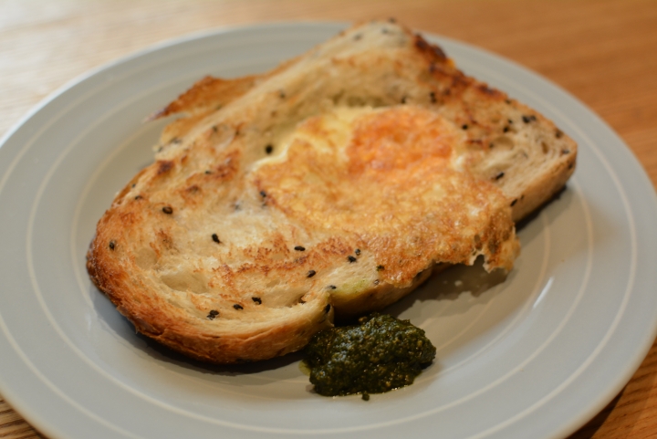 輕鬆做早餐--雞蛋吐司! Good idea for Breakfast!