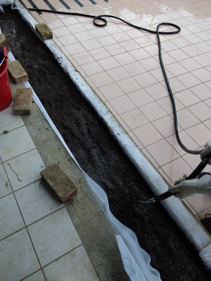 水泥底花圃底部排水實作(6/21更新自動灑水裝置)