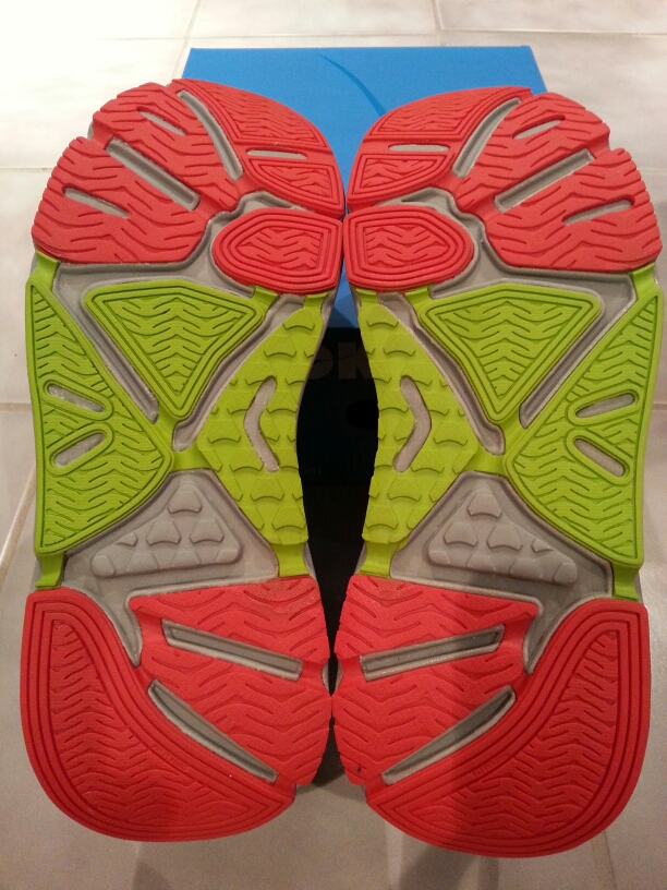 [開箱]HOKA ONE ONE Stinson Lite