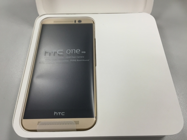 期待以久 M9 小開箱