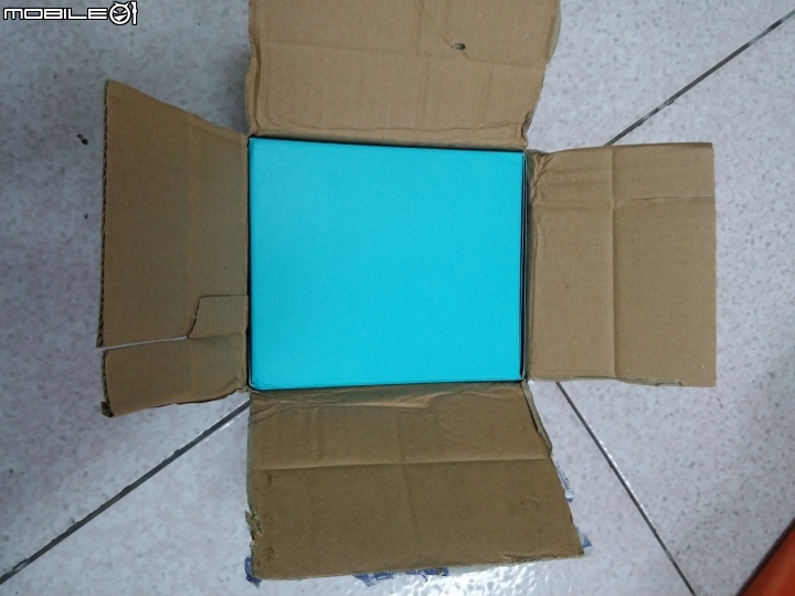 [簡單開箱] 華為 榮耀路由 WS831