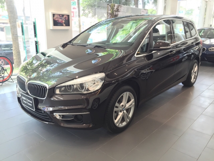 BMW 2GT 乘坐空間與賞車心得 ［圖多］
