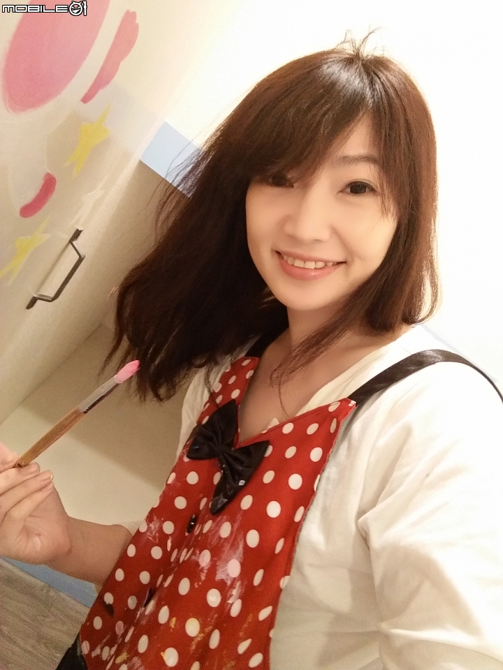 背包客棧門板彩繪