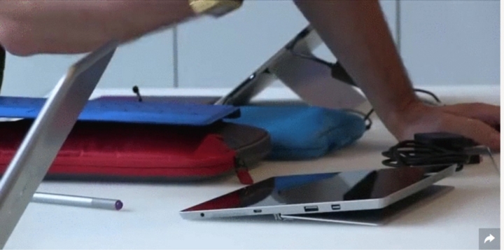 Surface 3第4段kickstand?