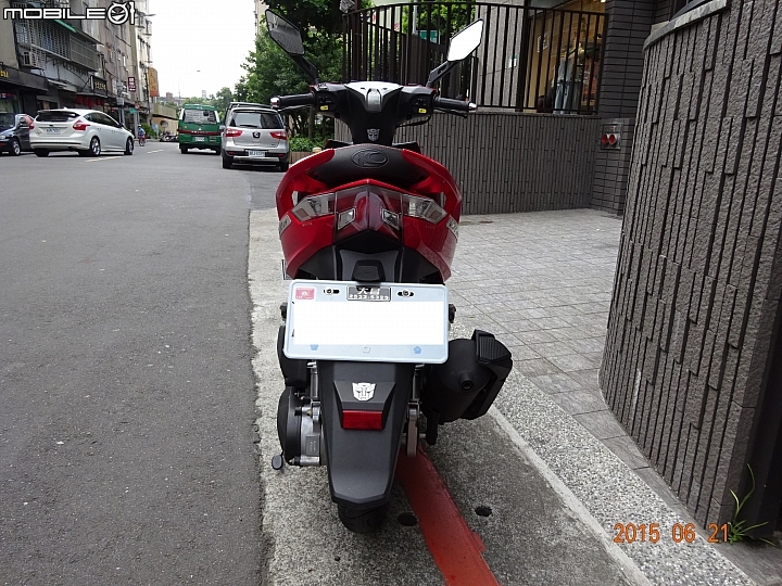 紅通通的小車  VJR 125  不專業開箱文