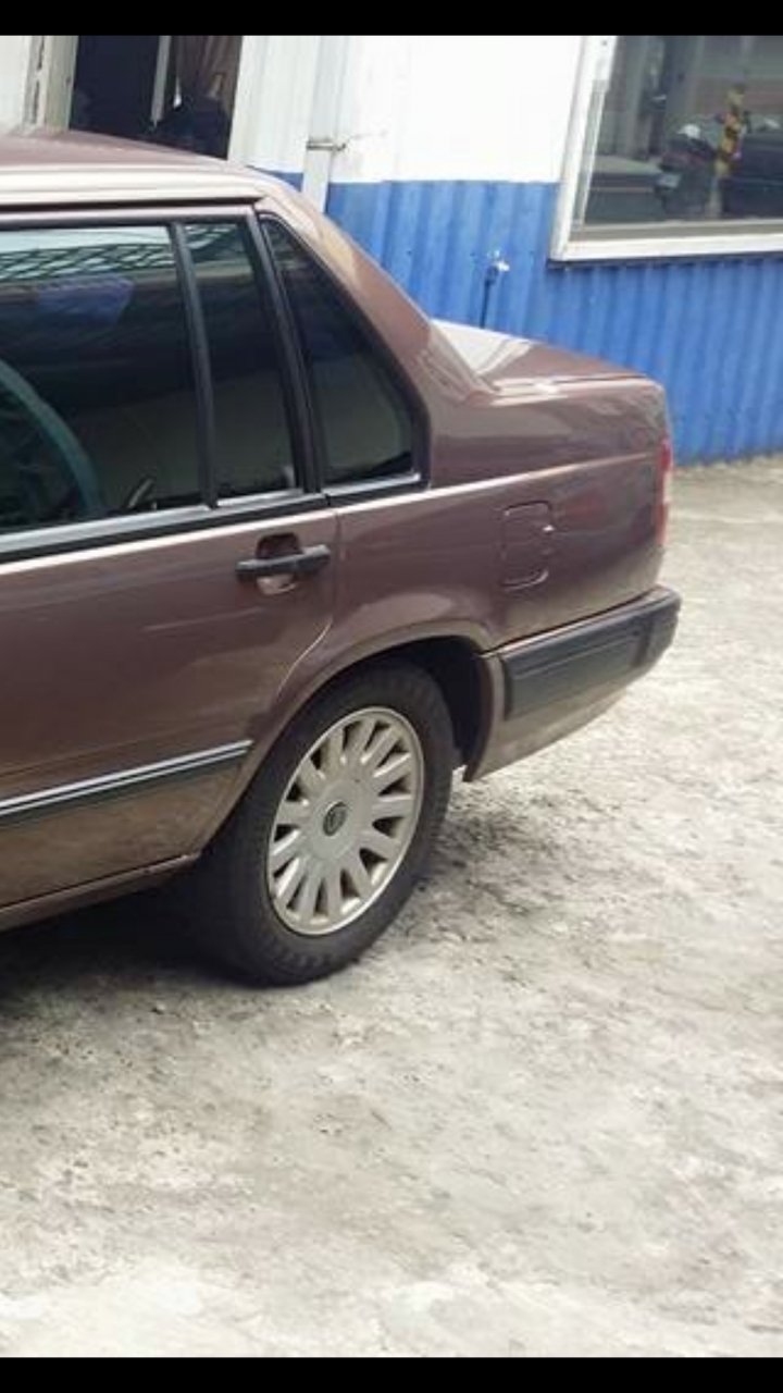 VOLVO 940 15吋原廠旅圈