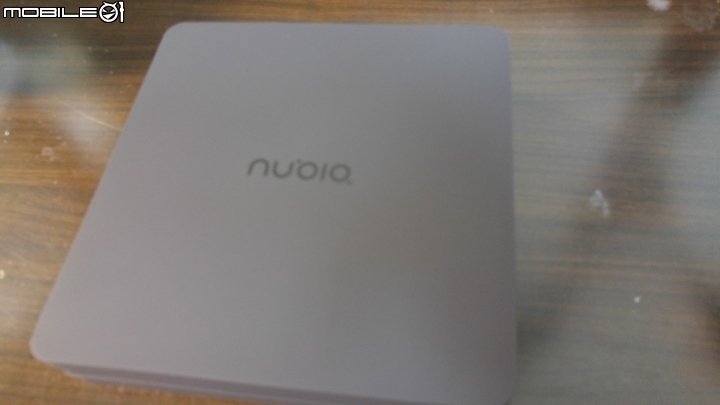 努比亞 nubia Z9 經典版 曲面無邊框手機~開箱~~