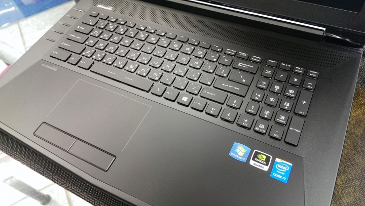 繪圖巨無霸，msi WT72-2OM 微開箱