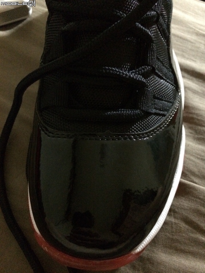 請幫鑑定aj11 low bred真偽