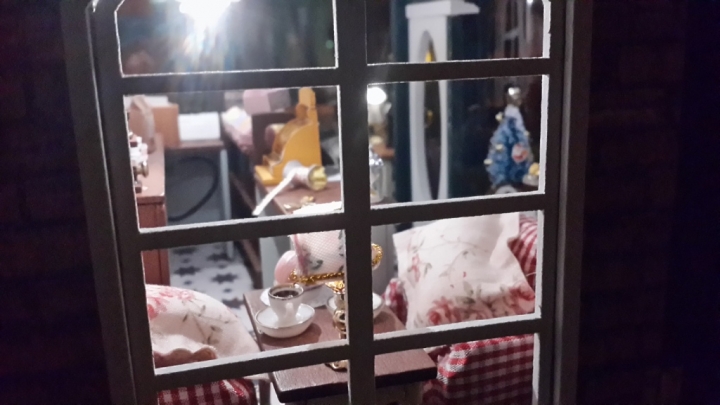 鐵漢柔情~娃娃屋