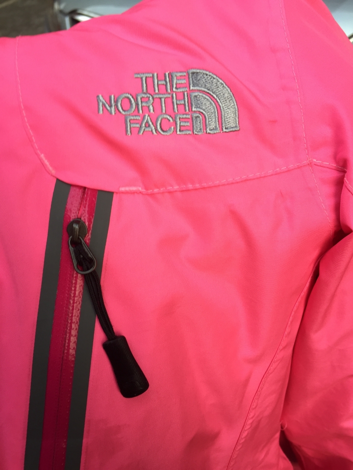 關於The North Face真偽問題 拜託各位了