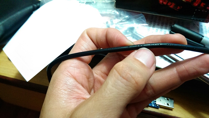one max用了飛宏2A充電器+LG的線材 為何還是充不快?