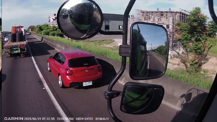 為什麼檢舉這些車輛走路肩沒有開罰?
